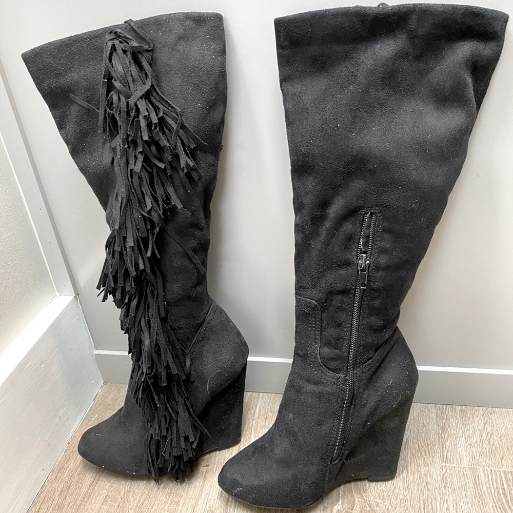 Black suede fringe boots
